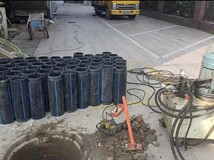 经开区PE置换管厂家 DN315置换管 非开挖管短管置换